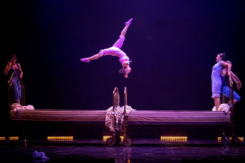 Cirque du Soleil: CORTEO