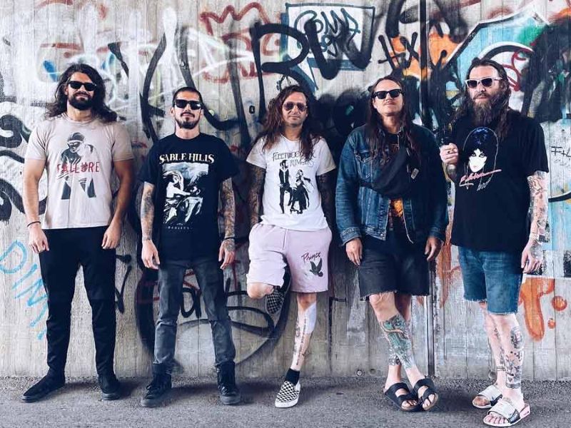 Darkest Hour & Bleeding Through