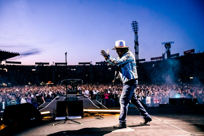 Zucchero / Anastacia / Nena