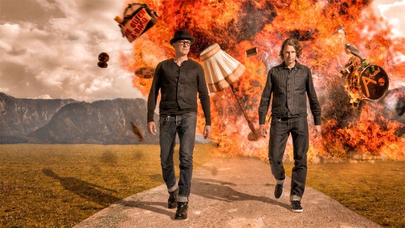 Feel the waves - Chiemsee Party Cruise